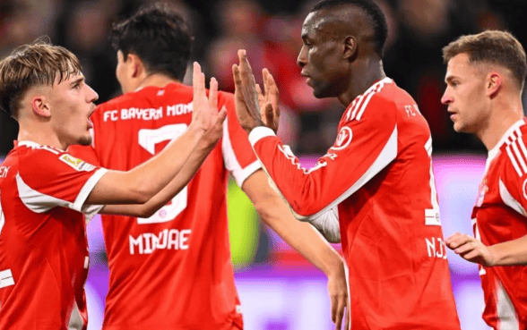 九博网址 -今晨德国杯传出新动向,巴黎圣日耳曼外线爆发,管理层表态——更衣室稳定,赛季目标并未改变的简单介绍